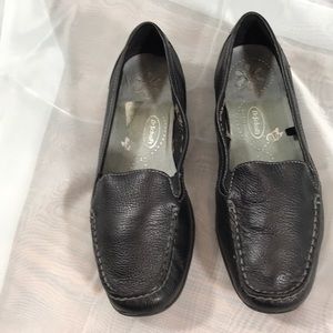 Dr. Shoals slip on flats